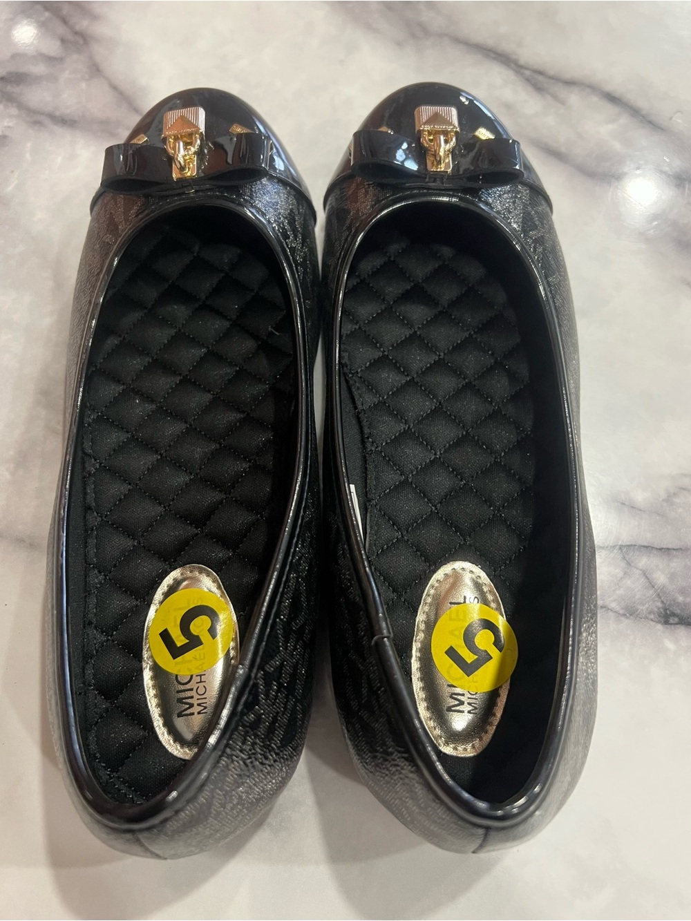 Michael Kors Alice Lock Charm Ballet Flats Black MK Logo Size 5Y (6.5-7 women’s)